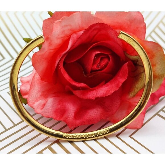 Gold Tone Signed Cuff Bracelet Well Made Engraved Follow Your Heart - Picture 7 of 12